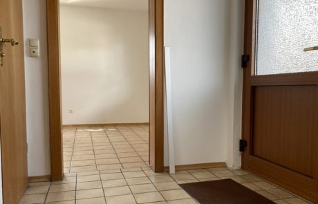 Flur Eingangsbereich Zweizimmerwohnung Fahrenzhausen-Weng