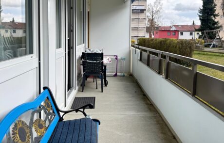 Loggia familienfreundliche 3-Zimmer-Wohnung in Neufahrn Loggia familienfreundliche 3-Zimmer-Wohnung in Neufahrn